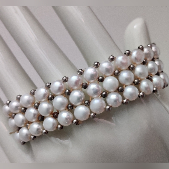 Genuine Three Row Freshwater Cultured Pearls Bracelet - Picture 1 of 14